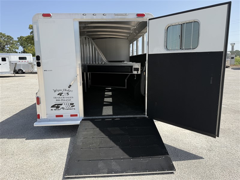 Trailer Photo 9