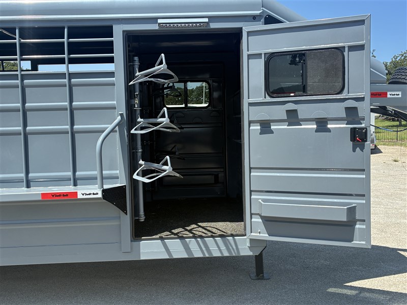 Trailer Photo 19