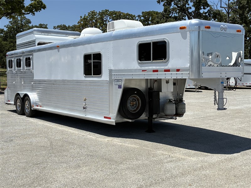 Trailer Photo 15