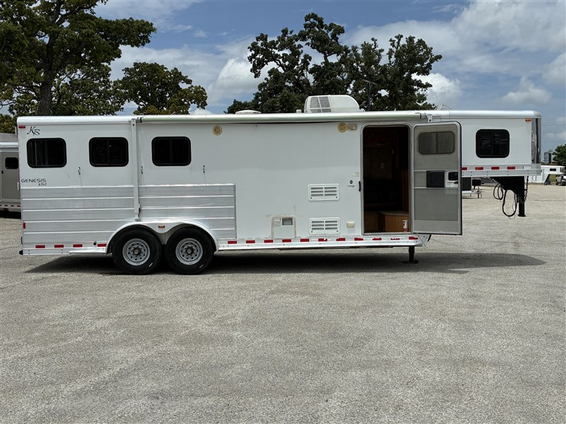 Trailer Photo 9