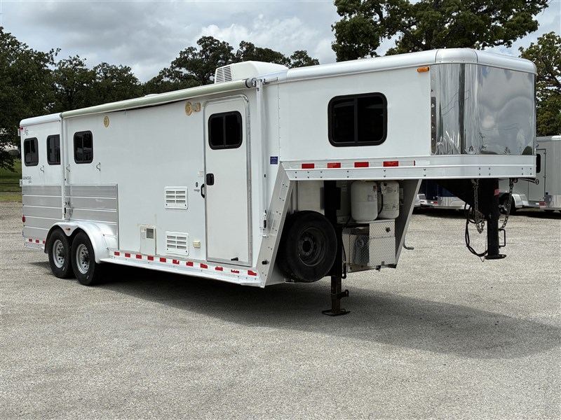 Trailer Photo 8