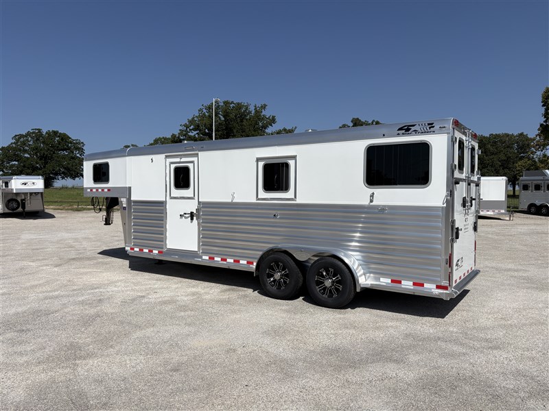 Trailer Photo 18