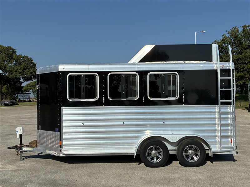 Trailer Photo 7