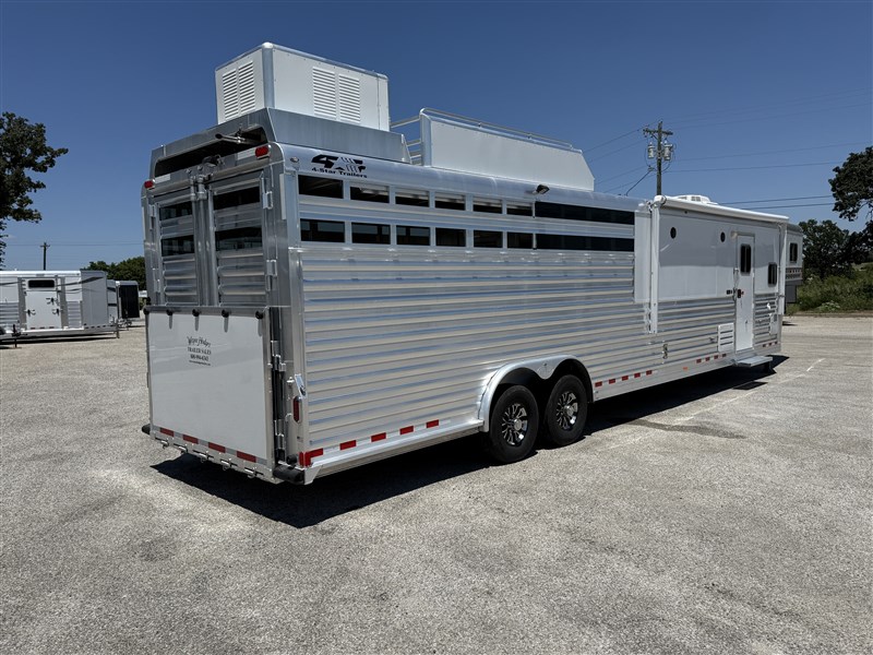 Trailer Photo 3
