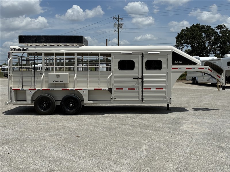 Trailer Photo 3
