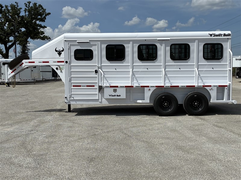 Trailer Photo 7