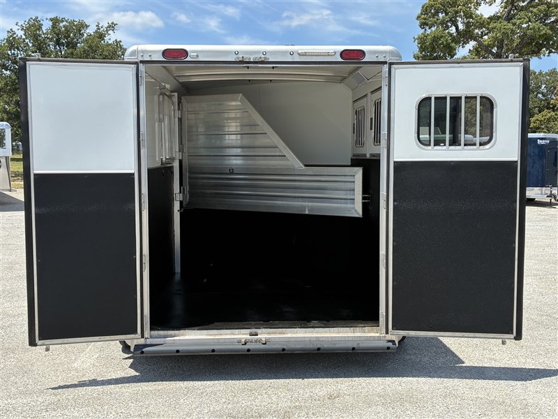 Trailer Photo 5