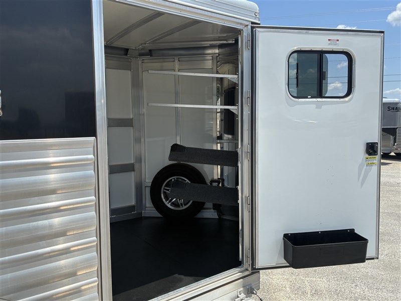 Trailer Photo 10