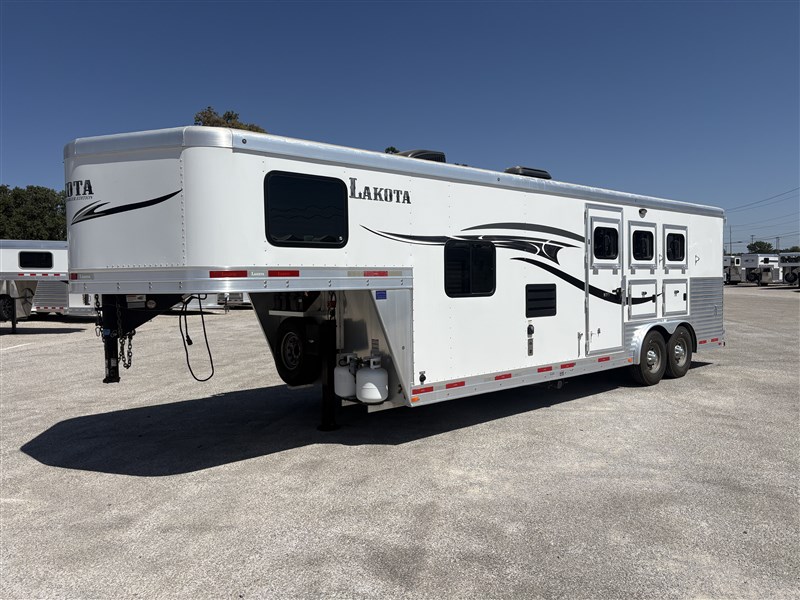 Trailer Photo 19