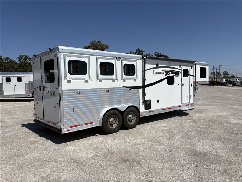 Trailer Photo 3