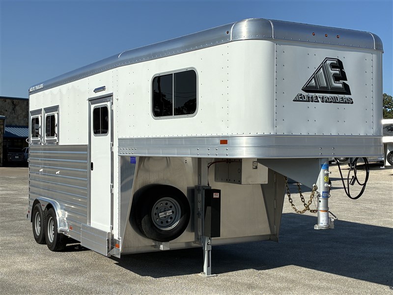 Trailer Photo 7