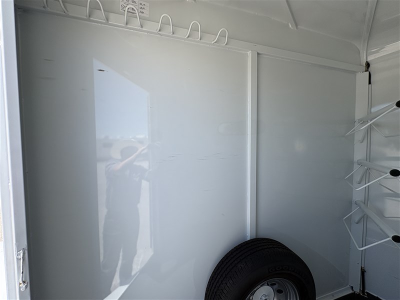Trailer Photo 11