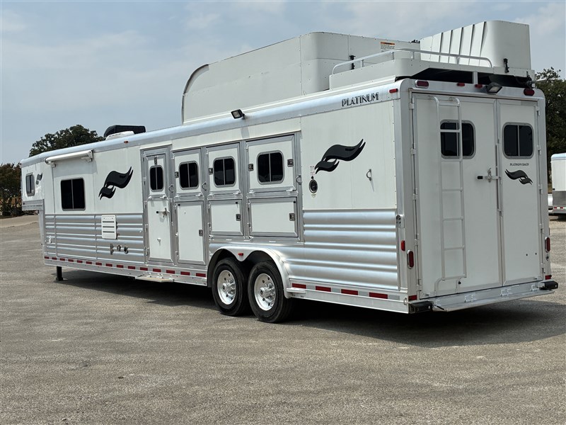 Trailer Photo 28