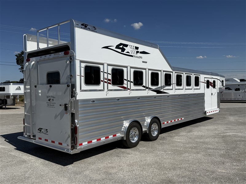 Trailer Photo 4