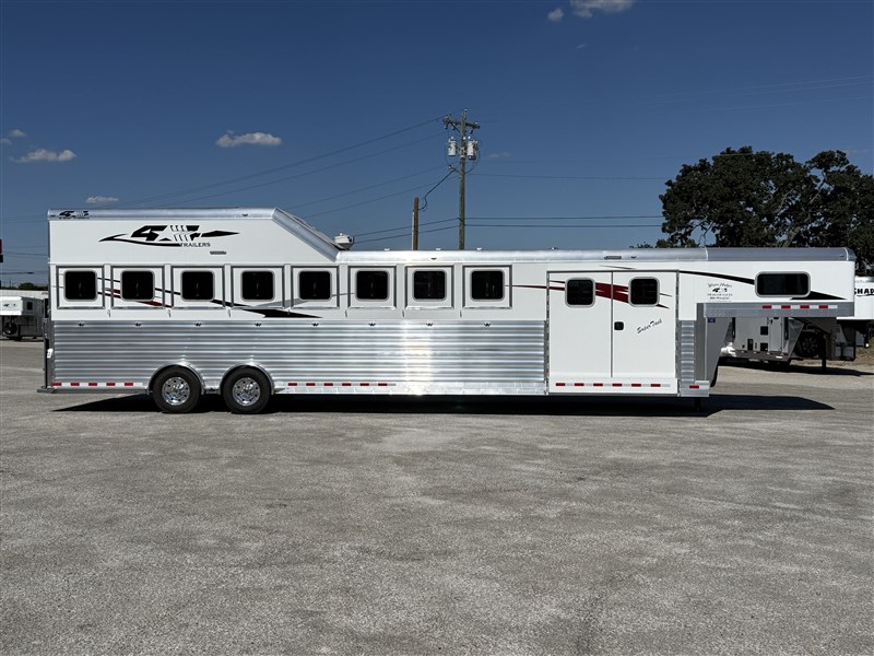 Trailer Photo 2