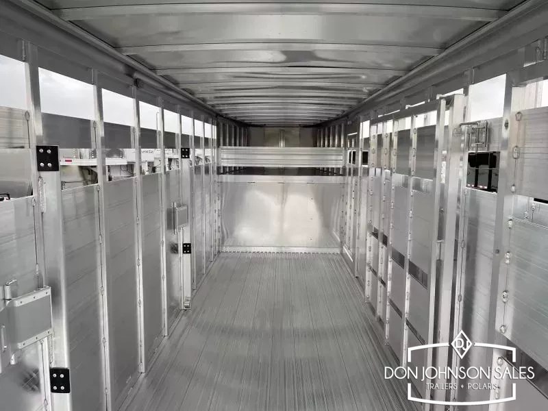 Trailer Photo 14