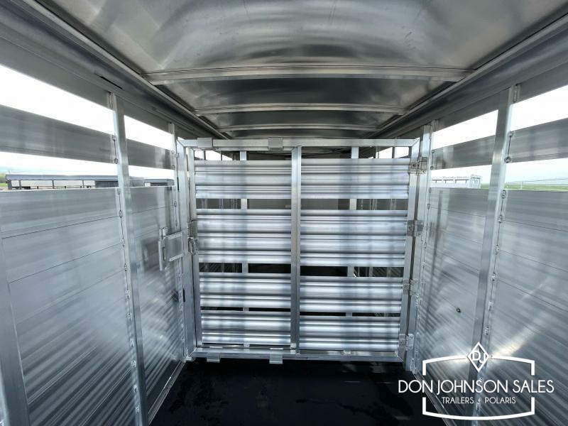 Trailer Photo 11
