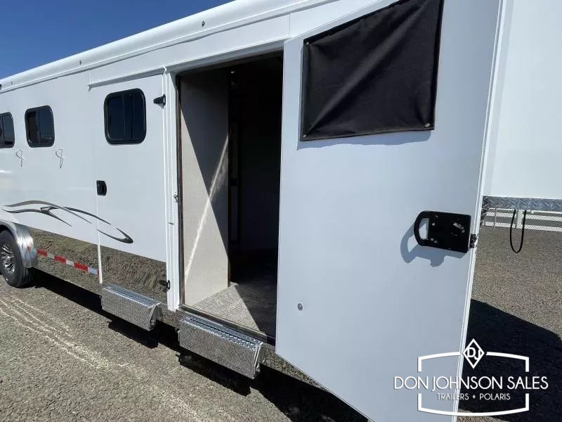 Trailer Photo 28