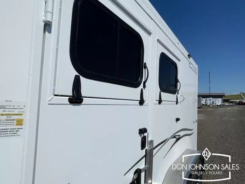 Trailer Photo 4