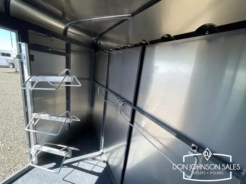 Trailer Photo 24