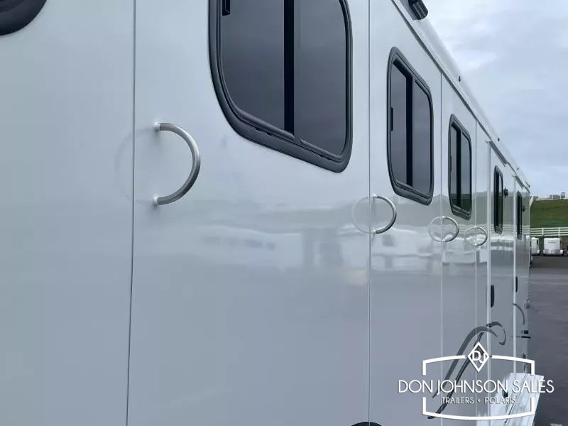 Trailer Photo 22