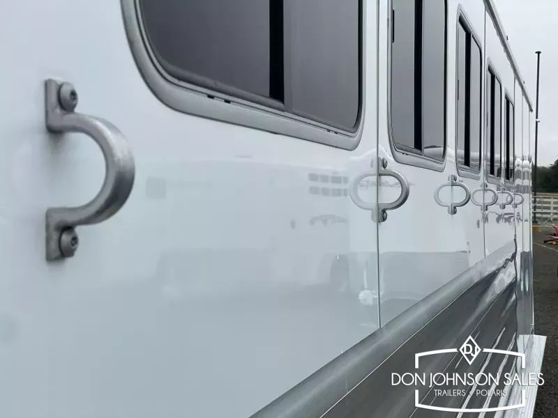 Trailer Photo 30
