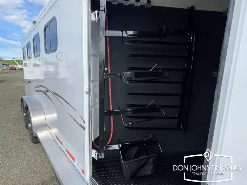 Trailer Photo 19