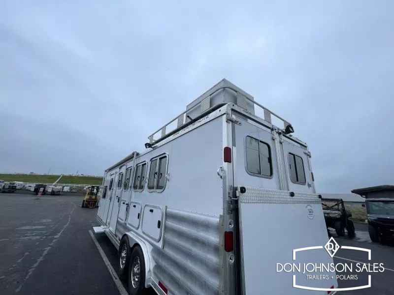 Trailer Photo 27
