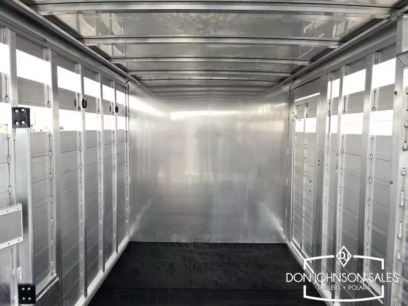 Trailer Photo 14