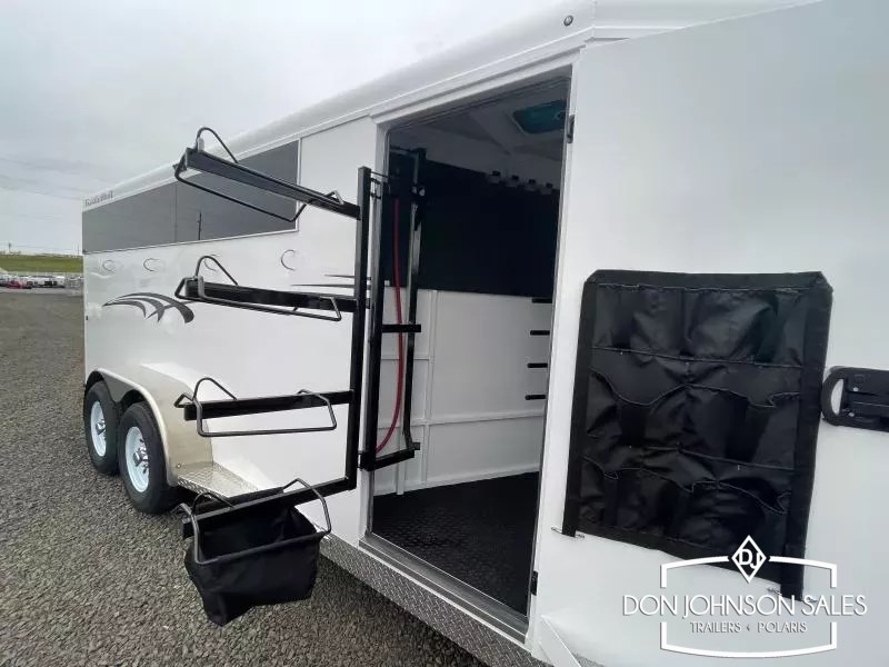 Trailer Photo 18