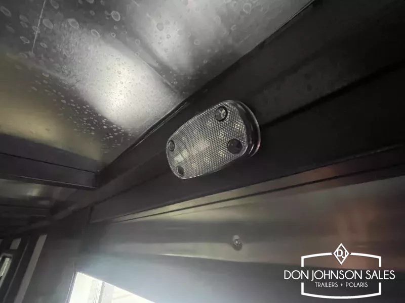Trailer Photo 26