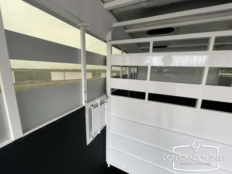 Trailer Photo 25