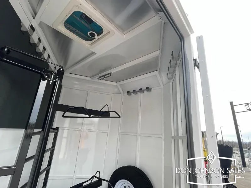Trailer Photo 17