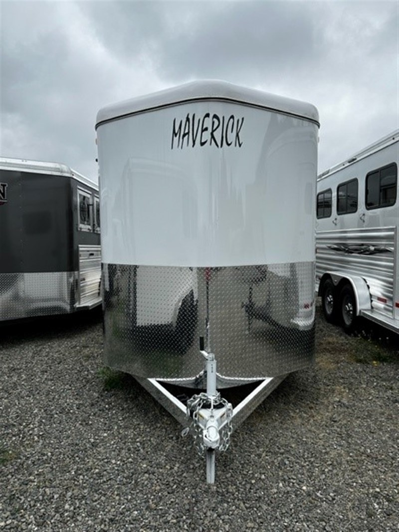 2024 Maverick 3-horse highside 7'6" tall w/43" stalls