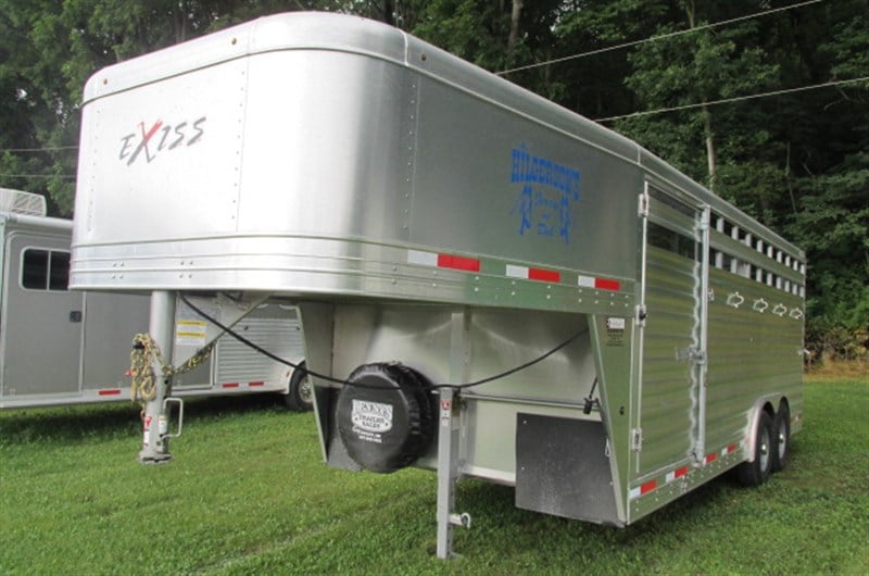 2022 Exiss -nice 8x20 stock, 7'2" tall for horses **like new!