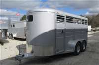 2026 3 horse Calico 3 horse, front tack, 7' tall, rubber floor mats