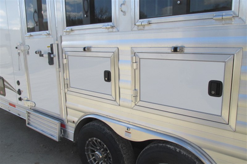 Trailer Photo 8