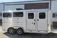 2026 Pigs/Sheep horse Bar-M 6 pen ** Deluxe show with A/C and outlets