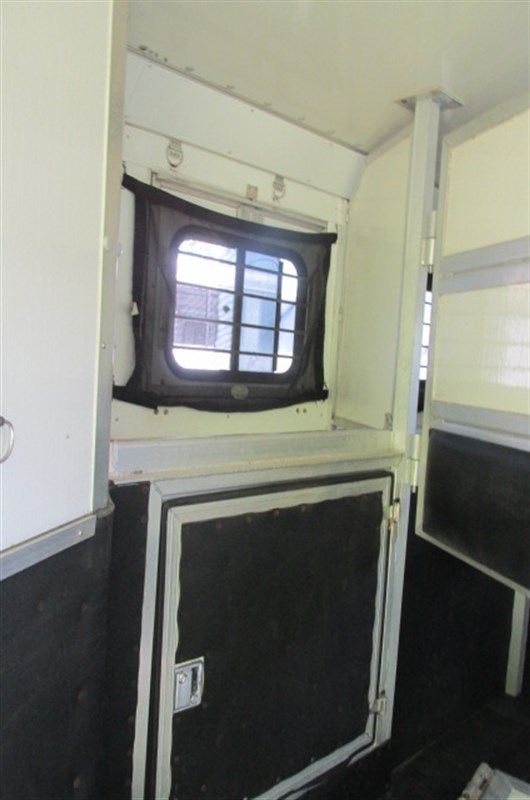 Trailer Photo 8