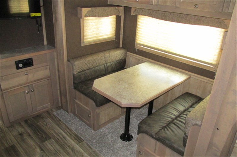 Trailer Photo 21