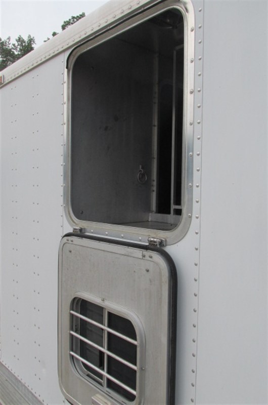 Trailer Photo 14