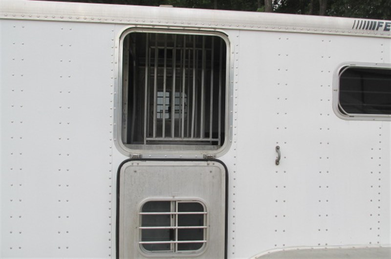 Trailer Photo 13
