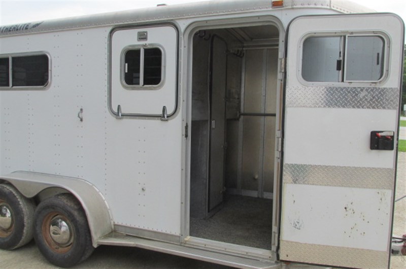 Trailer Photo 4
