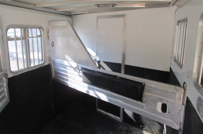 Trailer Photo 14