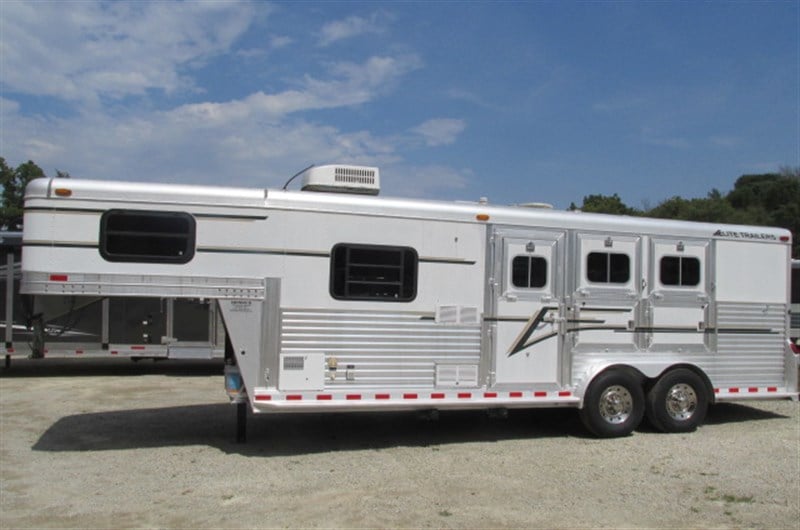 Trailer Photo 1