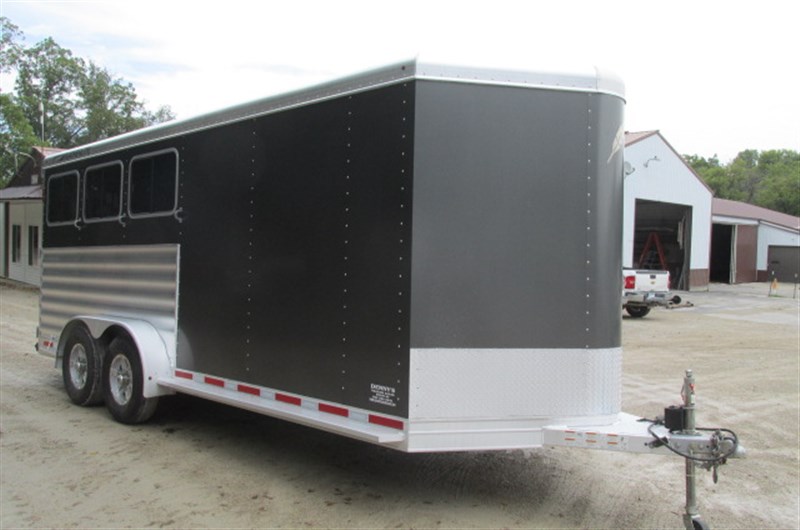Trailer Photo 2