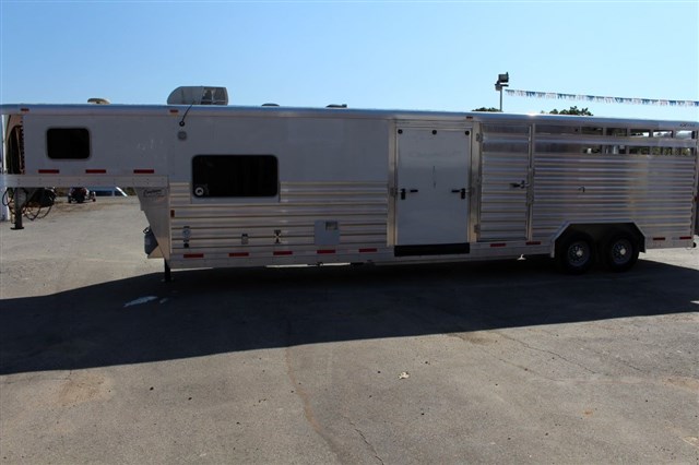 2013 Exiss stock combo Living Quarters