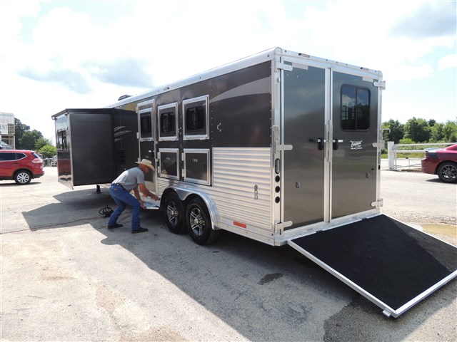 Trailer Photo 6