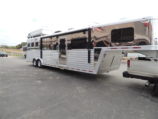 2004 Bloomer Hay Pod and Generator