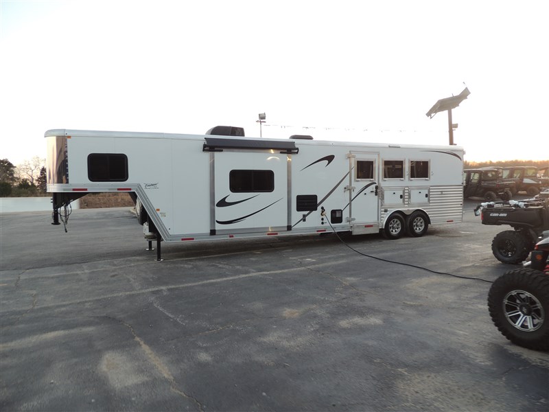 2018 Merhow with Fireplace Mangers  high gloss cabinets  8316